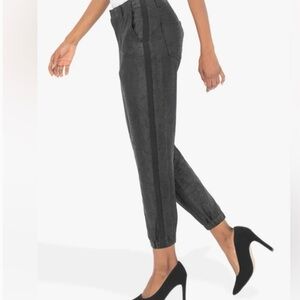 KUT from the Kloth™ Frida High-Rise Slim Track Pant! Black, Size 00